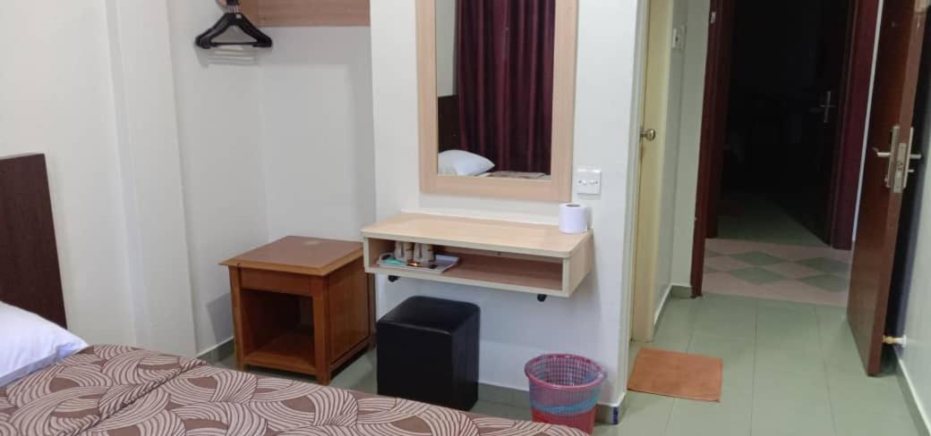 G Six Hotel Sitiawan Exterior photo