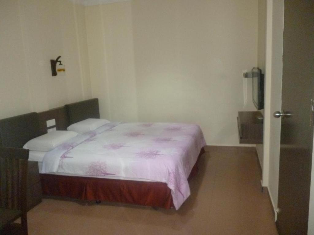 G Six Hotel Sitiawan Exterior photo