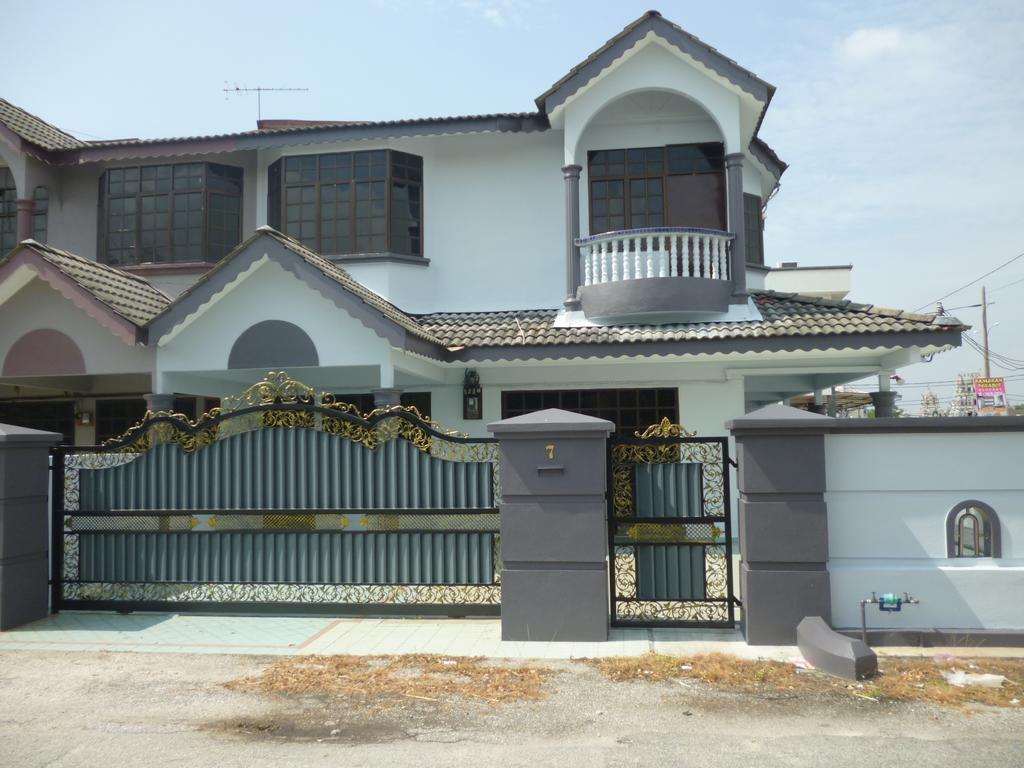 G Six Hotel Sitiawan Exterior photo