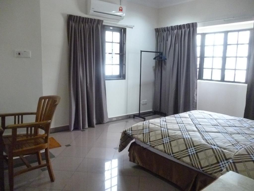 G Six Hotel Sitiawan Exterior photo
