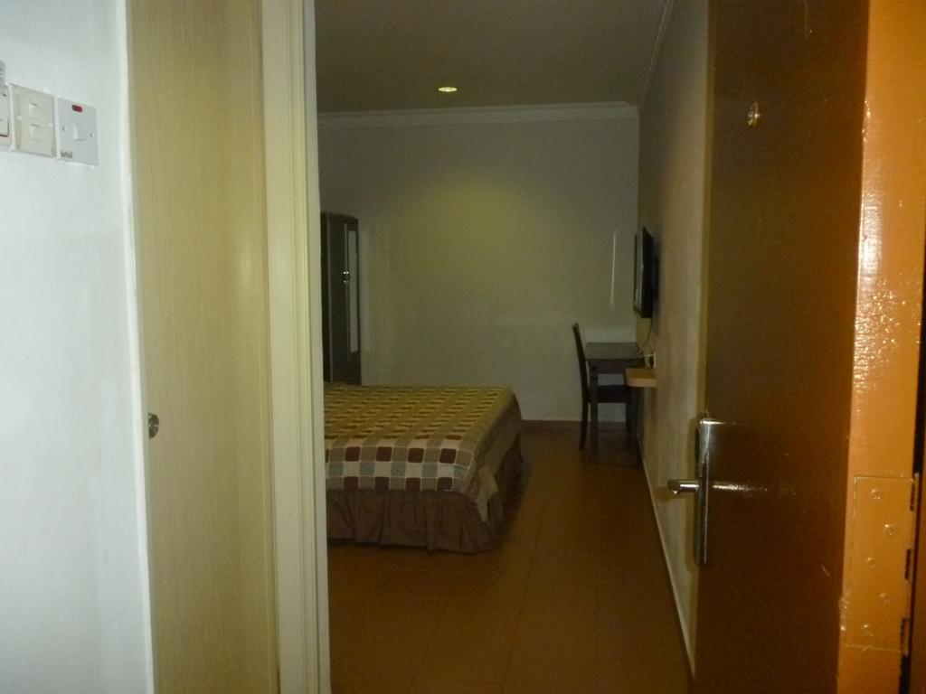 G Six Hotel Sitiawan Exterior photo
